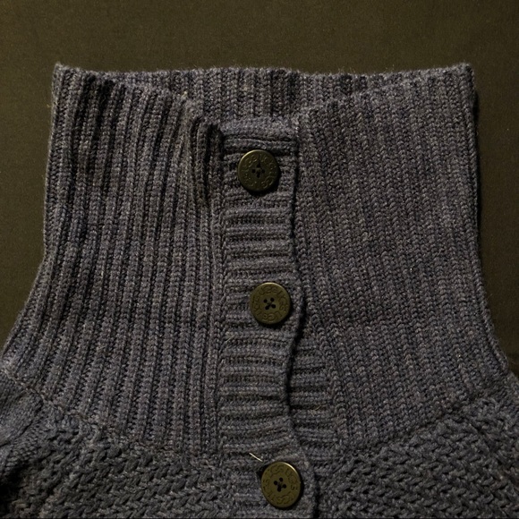 UGG-MARIBETH CABLE KNIT COCOON SWEATER CAPE - Picture 5 of 8